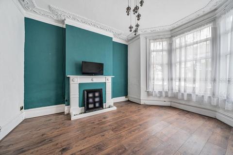 5 bedroom terraced house for sale, Lausanne Road, Haringey