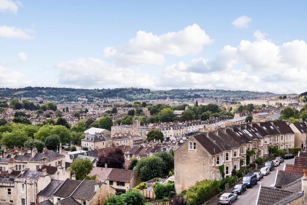 Flat 5, 28, Upper East Hayes Bath, BA1 6 LP 13.jpg