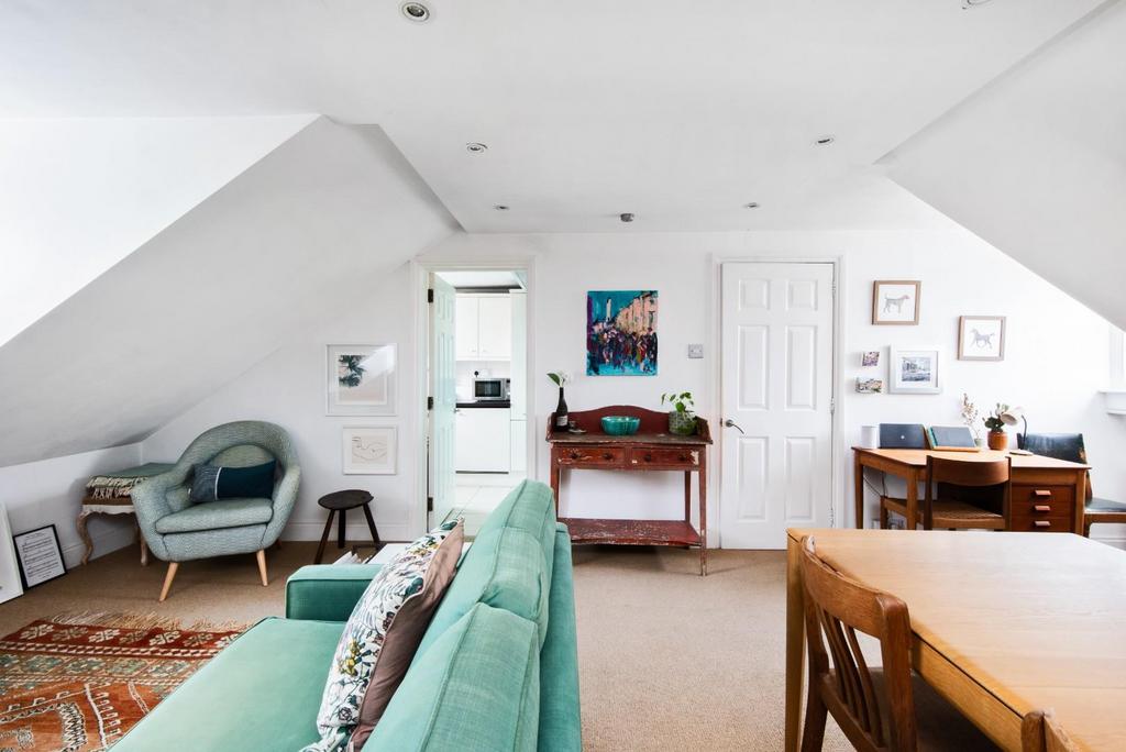 Flat 5, 28, Upper East Hayes Bath, BA1 6 LP 7.jpg