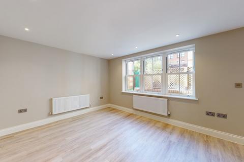 1 bedroom apartment to rent, Tithe Lodge, Estcourt Road, Watford, Hertfordshire, WD17