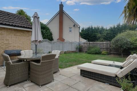 5 Wiggins View, Springfield, Chelmsford, CM2 6GP