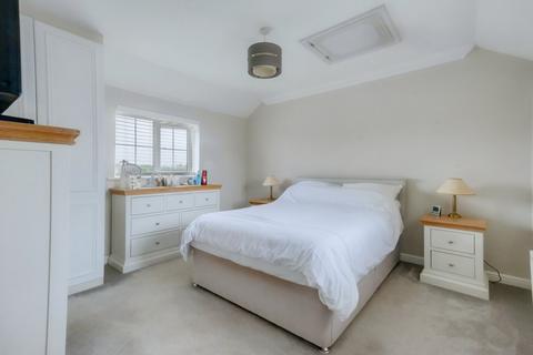 5 Wiggins View, Springfield, Chelmsford, CM2 6GP