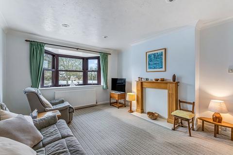 2 bedroom flat for sale, Castle Gate, Ilkley, West Yorkshire, LS29