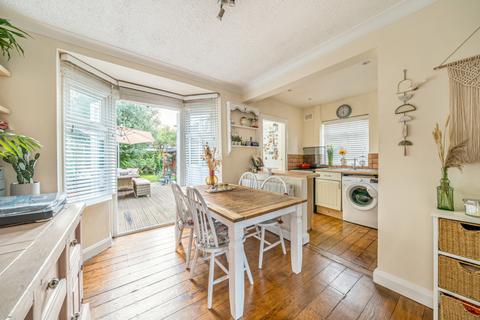 118 Wills Crescent, Hounslow, TW3 2JD