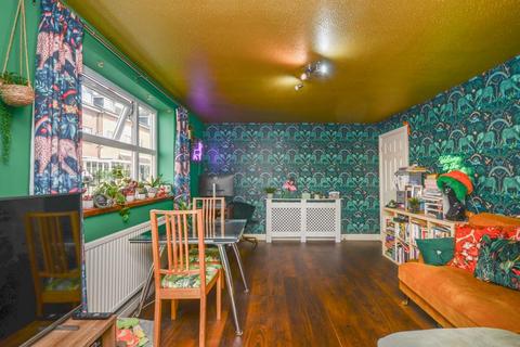 2 bedroom flat for sale, Beaufort Court, Beaufort Street, Easton, Bristol BS5 0SQ