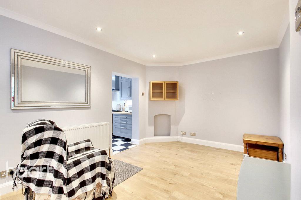 Adelphi Crescent, Hayes 3 bed semidetached house for sale £575,000