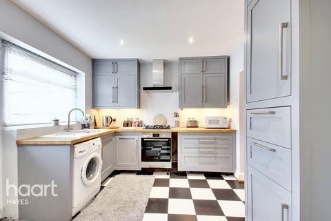 60 Adelphi Crescent, Hayes, UB4 8NB