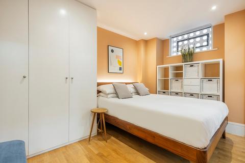 2 bedroom flat for sale, The Ironworks, Albion Walk, King's Cross, London, N1