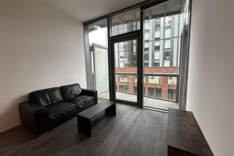 Studio to rent, Abito, 85 Greengate