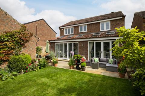 4 bedroom detached house for sale, Low Mill Close, Heslington, York, YO10 5JN