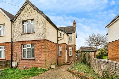 3 bedroom semi-detached house for sale, Mandeville Road, Aylesbury, HP21