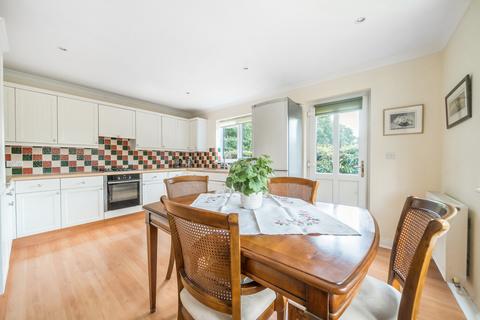 3 bedroom link detached house for sale, Bartholomew Close, Haslemere, Surrey, GU27