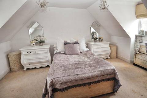10 Gepp Place, Chelmsford, CM2 6QS