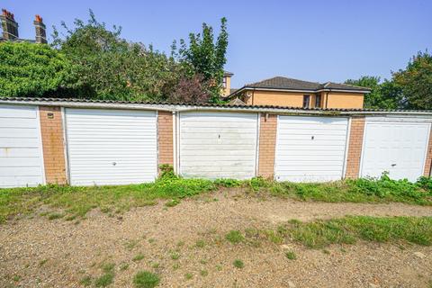 4 bedroom terraced house for sale, Faulkners Way, Leighton Buzzard