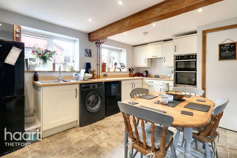 2 bedroom cottage for sale, Church Lane, Hepworth