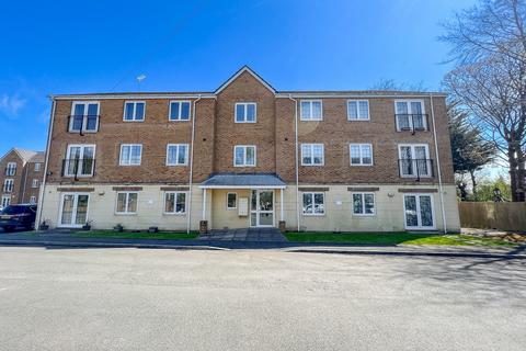 2 bedroom flat for sale, Maxwell Road, Rumney, Cardiff. CF3