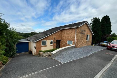 5 bedroom detached house for sale, Bron Y Glyn Estate, Bronwydd Arms, Carmarthen, SA33