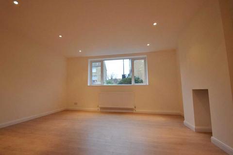 2 bedroom flat to rent, Ariel Court, Goldhawk Road, London