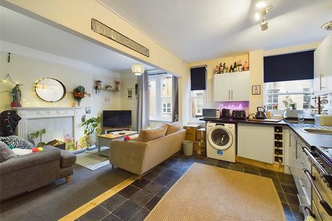 2 bedroom apartment for sale, High Street, Stroud, Gloucestershire, GL5