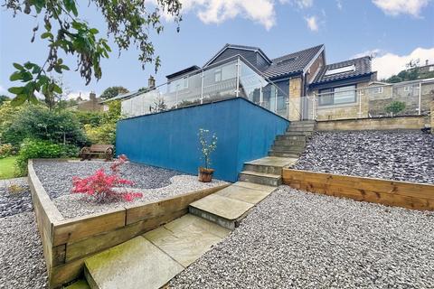 4 bedroom semi-detached house for sale, Oldham Road, Ripponden