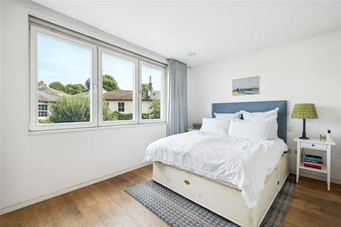 17 Addison Place, London, W11 4RJ