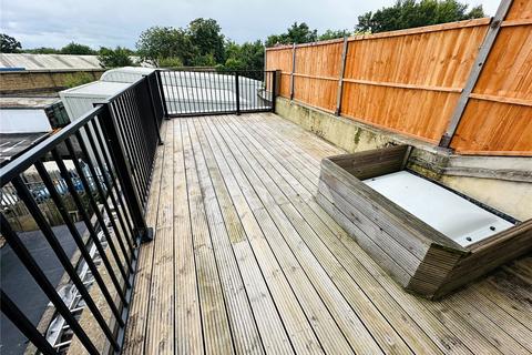 23a Catford Hill, London, SE6 4NU