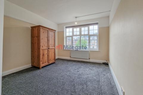 2 bedroom flat to rent, Carshalton SM5