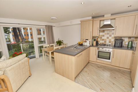 2 bedroom apartment for sale, Manor Close, Ferndown, Dorset, BH22