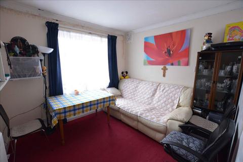 undefined, Amesbury Road, Feltham, Middlesex, TW13