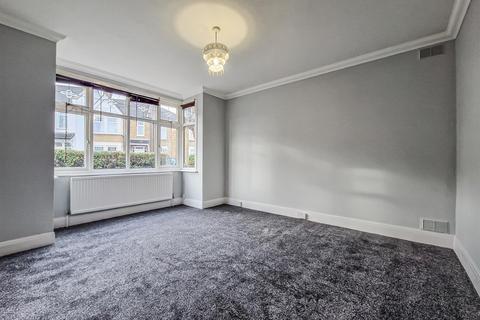 2 bedroom semi-detached bungalow for sale, St. Benets Road, Southend-on-Sea SS2