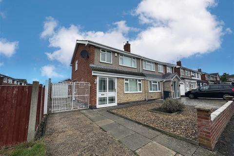 3 bedroom semi-detached house for sale, Wentbridge Road, Leicester LE4