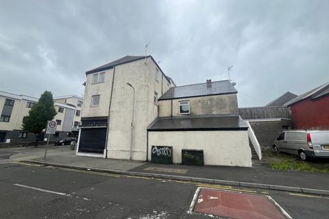 2 bedroom flat for sale, Thompson Street, Barry CF63