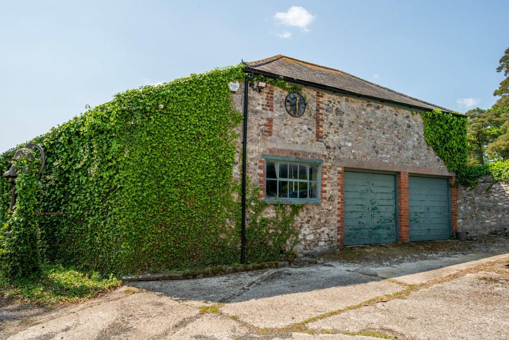 Outbuilding