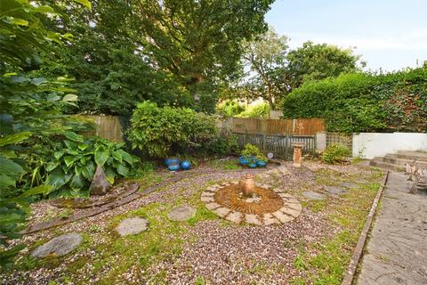 18 Brook Drive, Bude, EX23 8NY