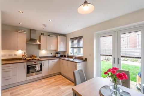 3 bedroom semi-detached house for sale, Harper Hill Gardens, Harworth, South Yorkshire