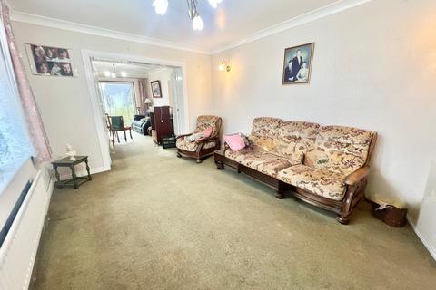 3 bedroom detached house for sale, West Moors, Ferndown Dorset BH22 0DN