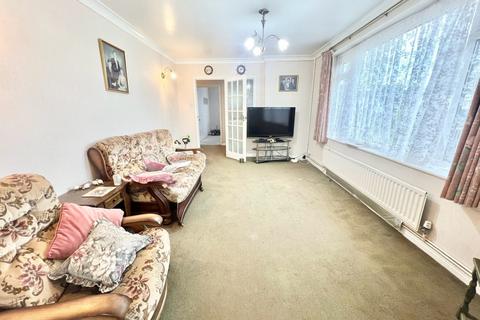 3 bedroom detached house for sale, West Moors, Ferndown Dorset BH22 0DN