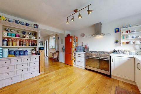 Westerlea Bungalow Alyth Road, Rattray, Blairgowrie, PH10 7DY