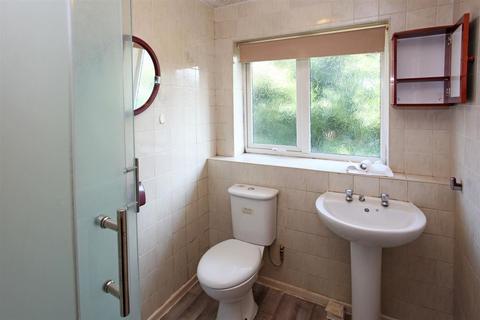 126 Fieldhouse Drive, Muxton, Telford, TF2 8PJ