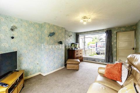 undefined, Leslie Avenue, Lancaster LA2