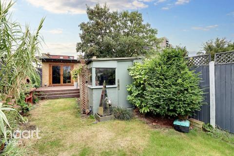 3 bedroom terraced house for sale, Spencer Road, Ilford