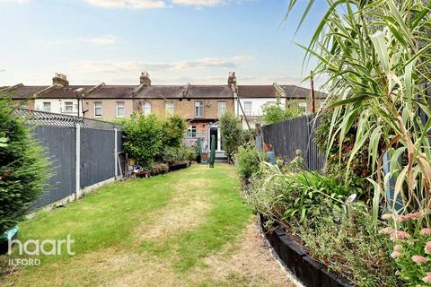 3 bedroom terraced house for sale, Spencer Road, Ilford