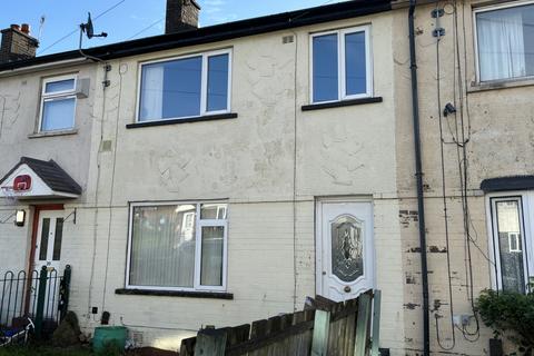 3 bedroom terraced house for sale, Whinfield Avenue, Keighley BD22