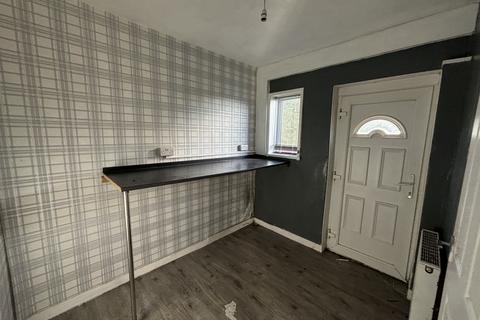 3 bedroom terraced house for sale, Whinfield Avenue, Keighley BD22