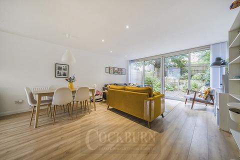 34 Woodmere, London, SE9 5NT