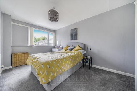 34 Woodmere, London, SE9 5NT