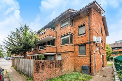 1 bedroom flat for sale, Mary Datchelor Close, Camberwell SE5