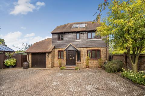 4 bedroom detached house for sale, Abbey Place, Faversham, ME13