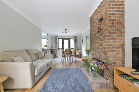 Cluniac House Abbey Place, Faversham, ME13 7BJ