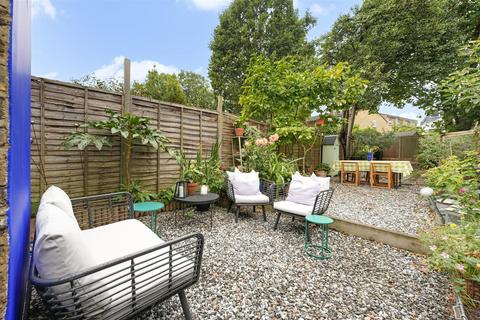 113a Alexandra Road, Hornsey, London, N8 0LG